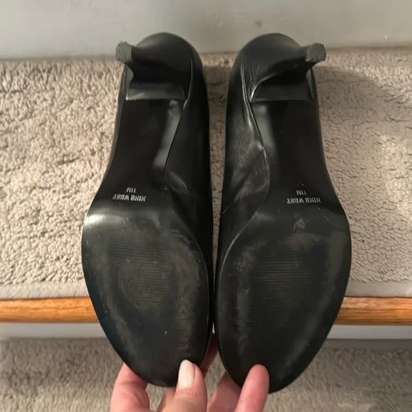 Nine West Black Leather Heel, 11 - Picture 4 of 6